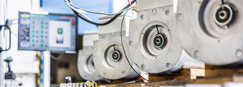 SERVAX Elektroantriebe nach Mass